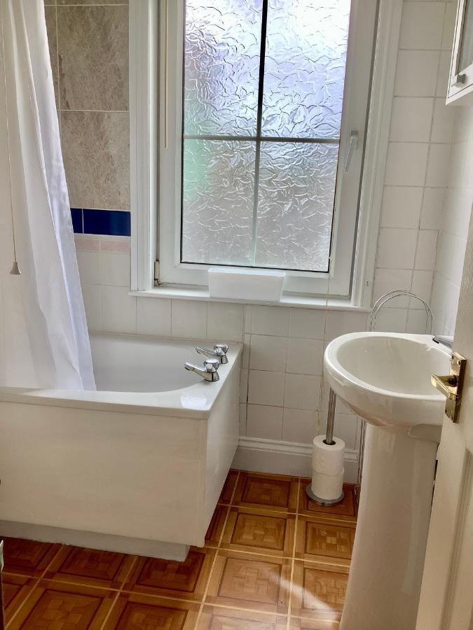 Second Floor Apartment Tenby Town Centre Ngoại thất bức ảnh